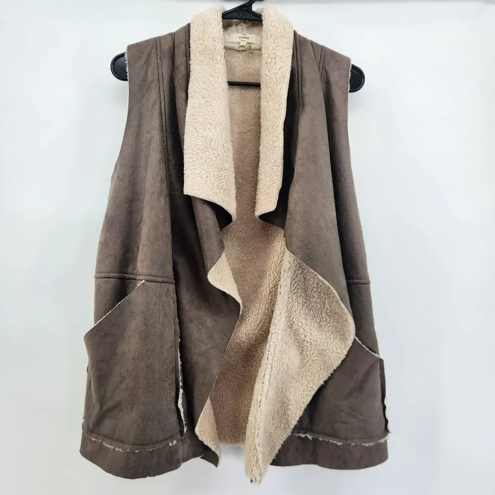 Entro Women's Size Medium‎ Vest with Sherpa Lining
